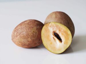 sapota (chikoo)